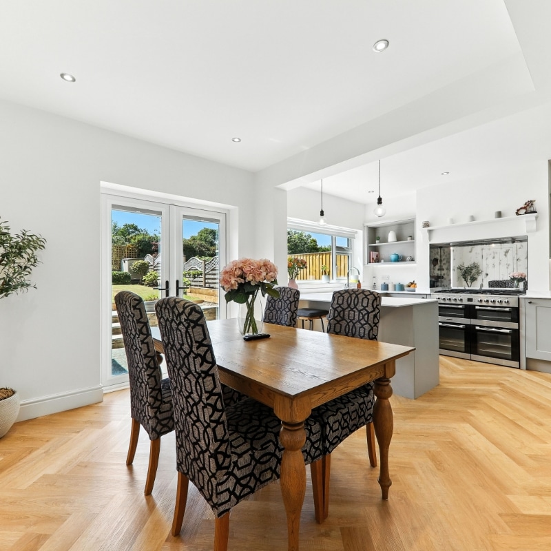 800 x 800 – landlords3